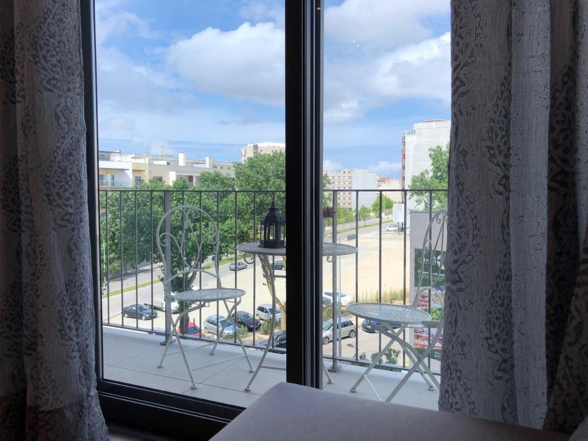 Deluxe Apartment - Aveiro Train Station, Center Bagian luar foto